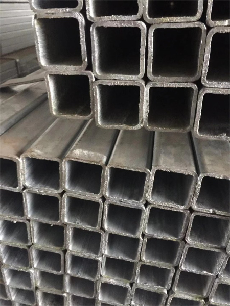 天津源泰德潤鍍鋅無縫方矩管